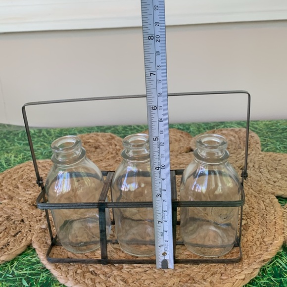 Adorable 3 glass bottle set in metal basket, EUC - Picture 8 of 8